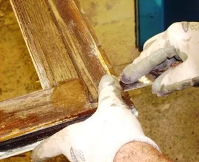 Réparer les fenêtres en bois dégradées