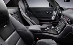 interni automobile manutenzione