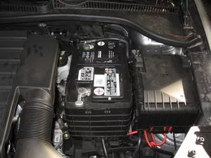 Sostituire batteria auto